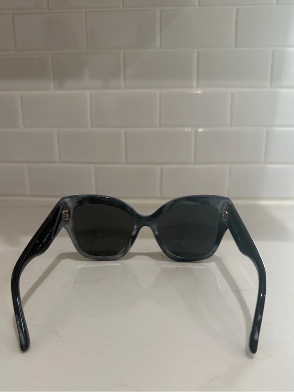 Tory Burch Women Sunglasses - Picture 3 of 4